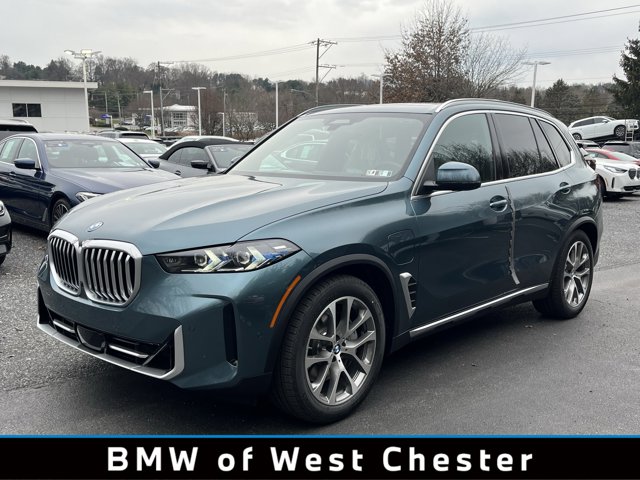 2026 BMW X5 50e's photo