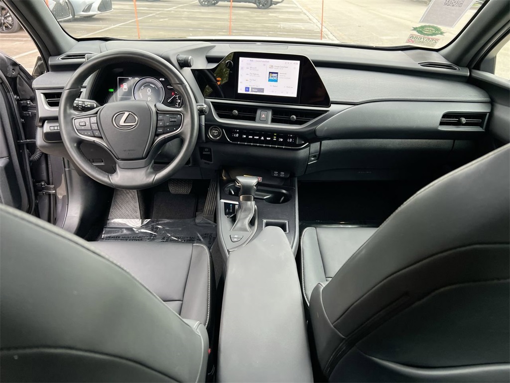 2023 Lexus UX 250h F SPORT Design photo 20