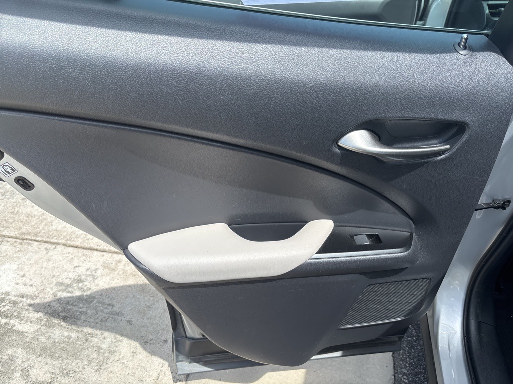 2020 Lexus UX 250h Premium photo 19