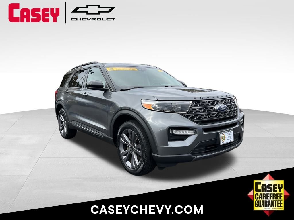 2022 Ford Explorer XLT's photo