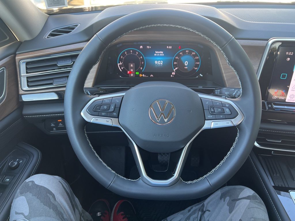2026 Volkswagen Atlas SE Technology photo 26