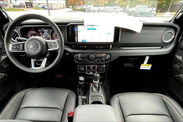 2026 Jeep Wrangler Sahara photo 4