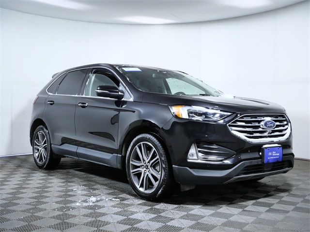 2024 Ford Edge Titanium's photo