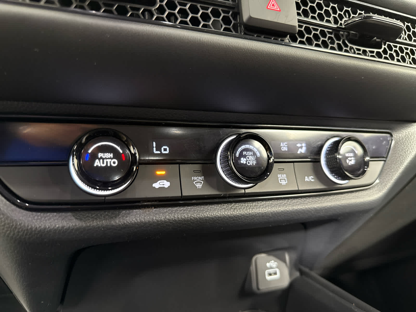 2025 Honda HR-V LX photo 22