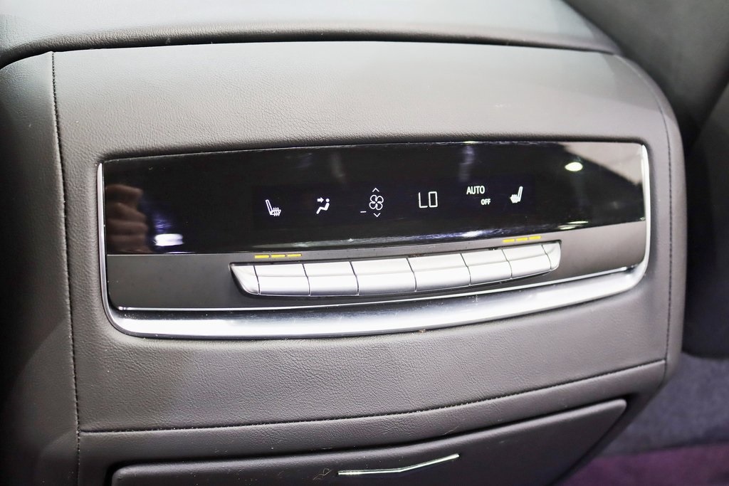 2025 Cadillac Escalade Premium Luxury photo 29