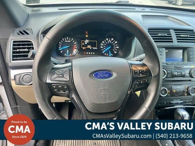 2016 Ford Explorer Base photo 16