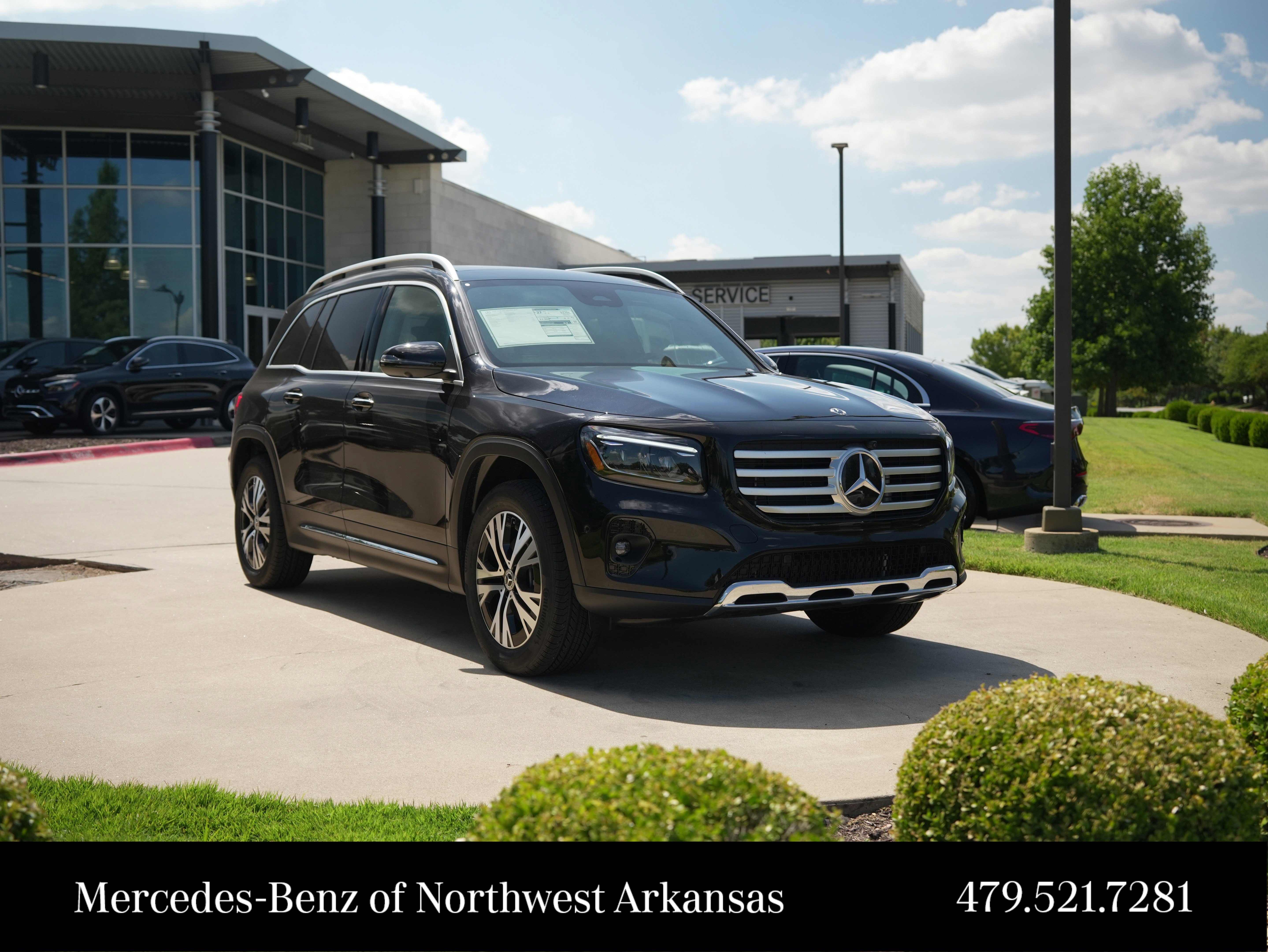 2026 Mercedes-Benz GLB GLB 250's photo