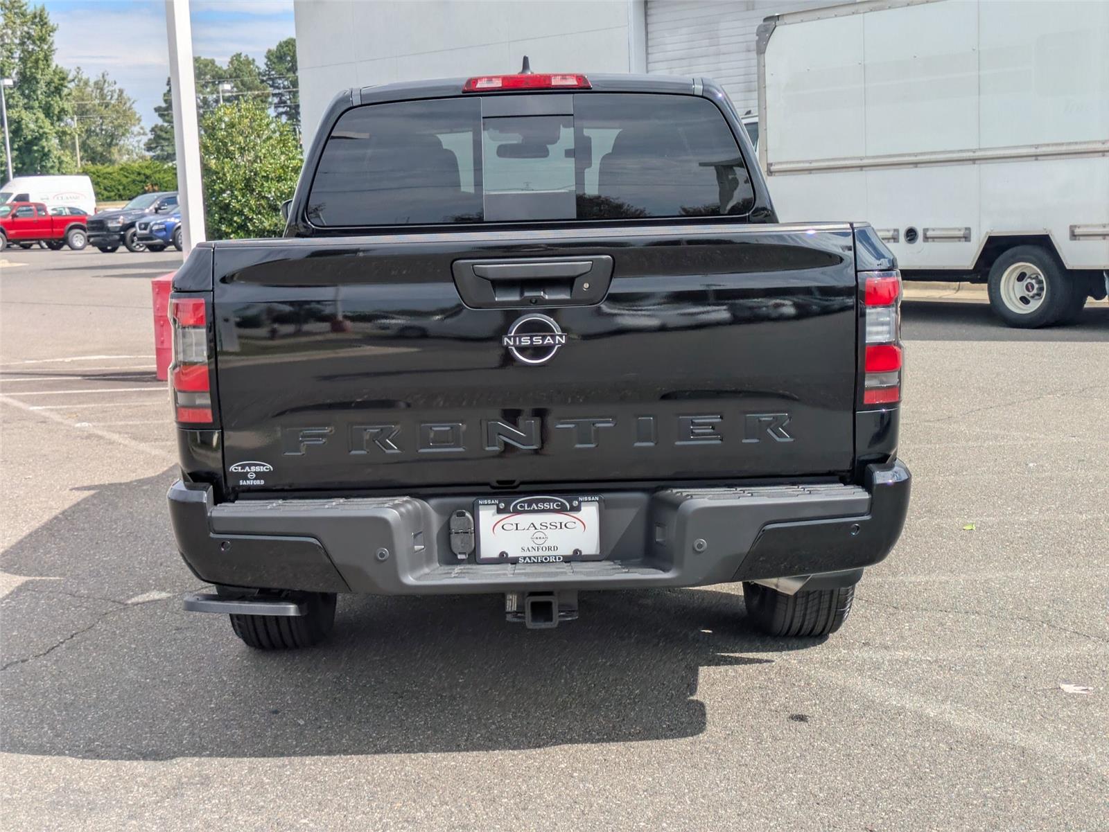 2026 Nissan Frontier SV photo 4