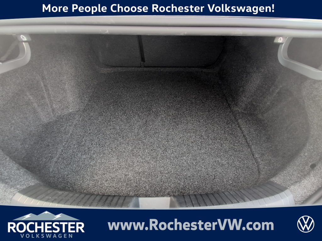2025 Volkswagen Jetta 1.5T SE photo 6