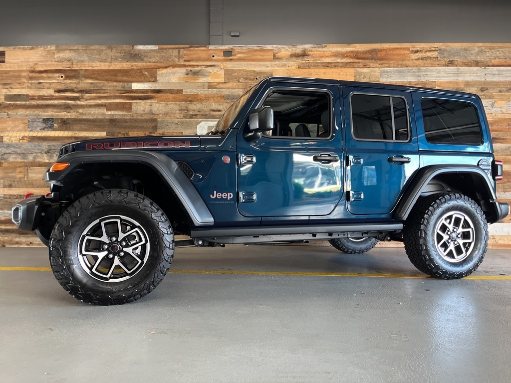 2025 Jeep Wrangler Rubicon photo 13