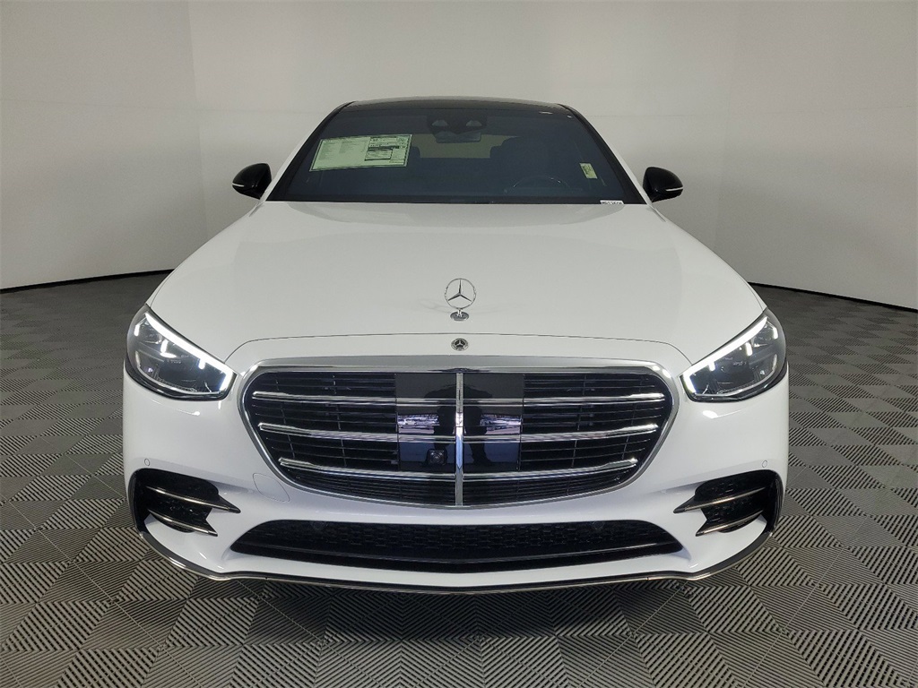 2025 Mercedes Benz S 450 580 4MATIC photo 3