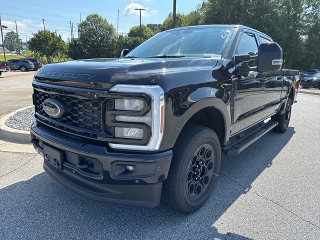 2025 Ford F-350 photo 5