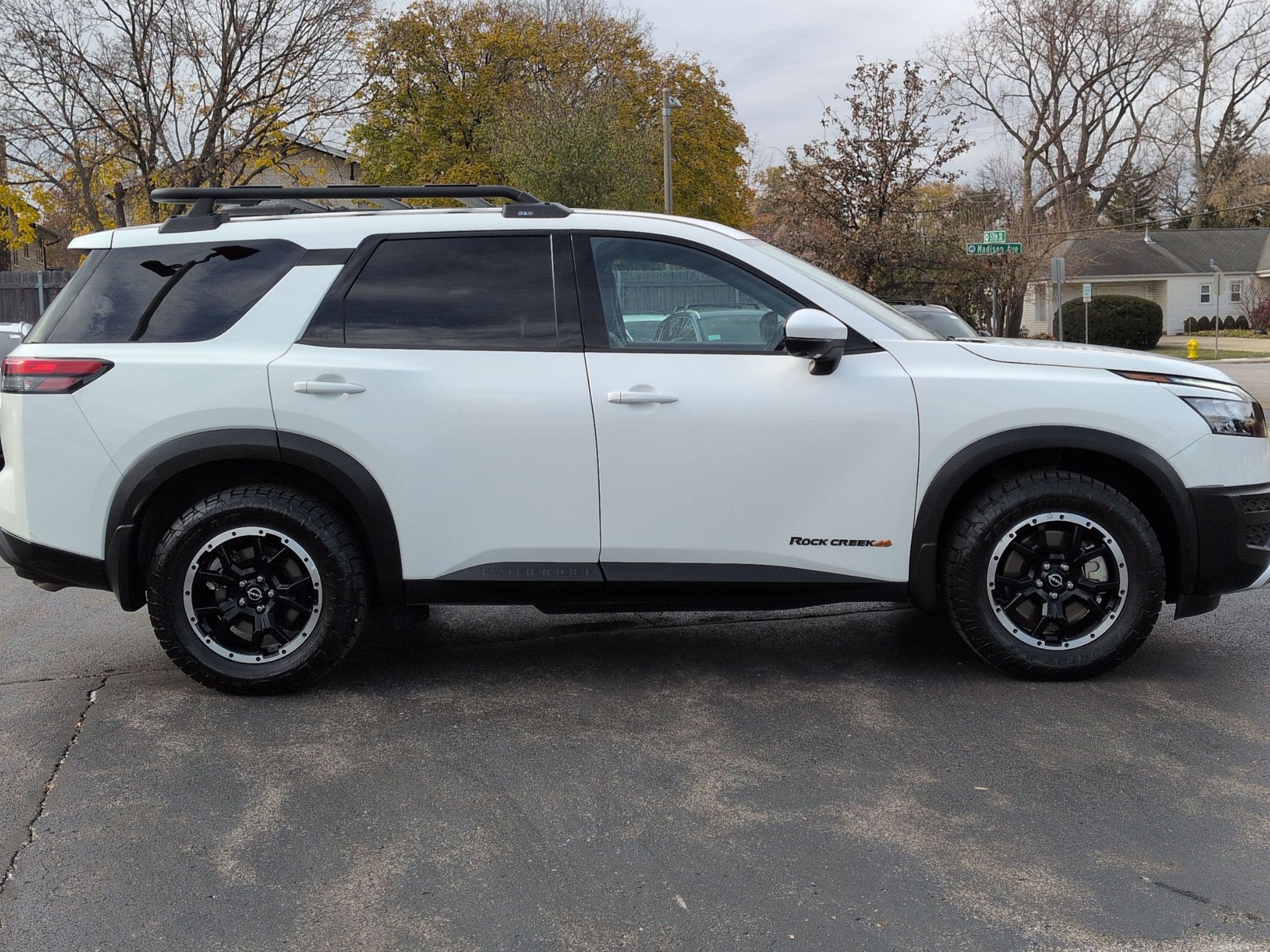 2024 Nissan Pathfinder Rock Creek photo 4