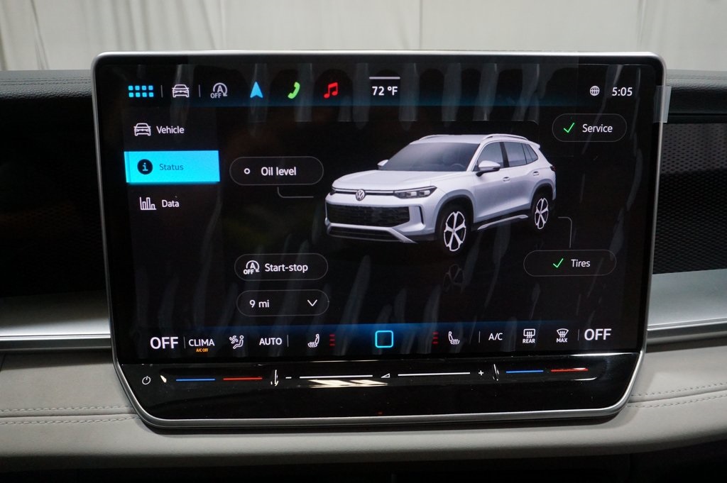 2025 Volkswagen Tiguan SE photo 14