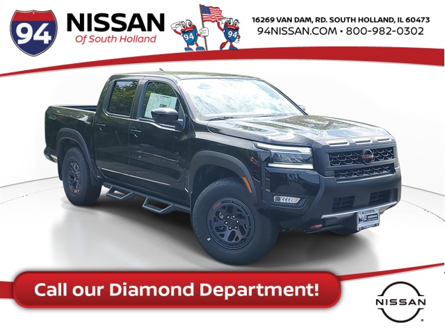 2025 Nissan Frontier PRO-4X's photo