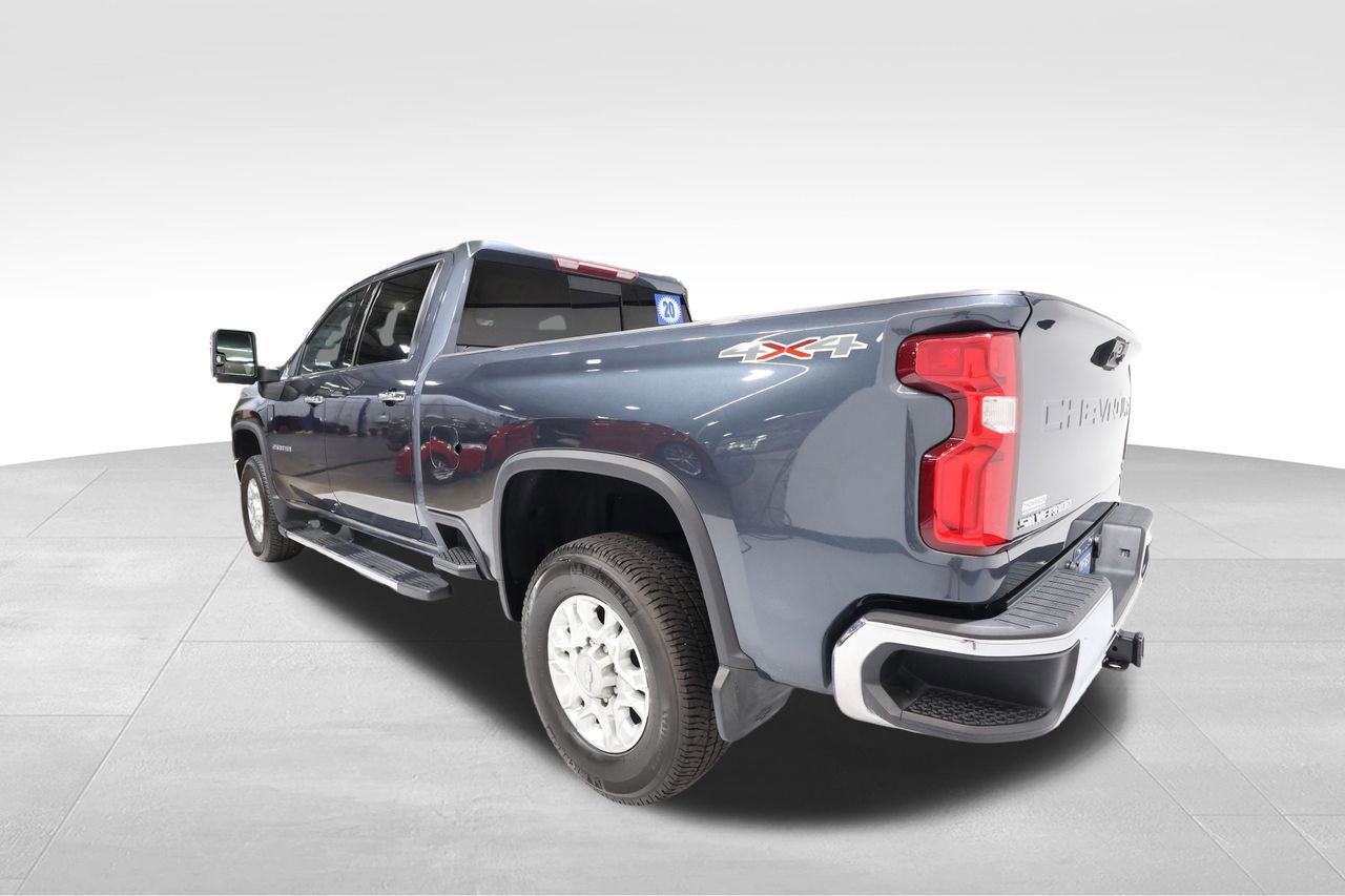 2020 Chevrolet Silverado 2500HD photo 2