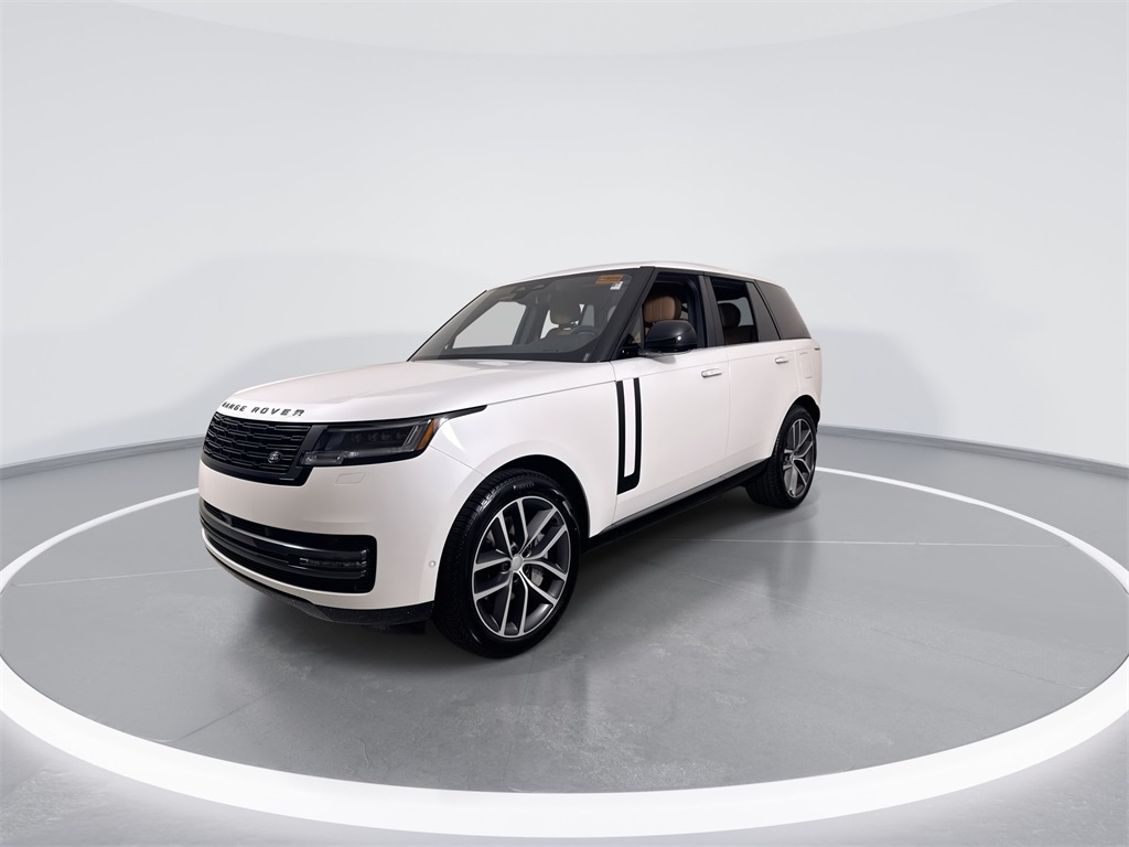 2025 Land Rover Range Rover SE photo 4