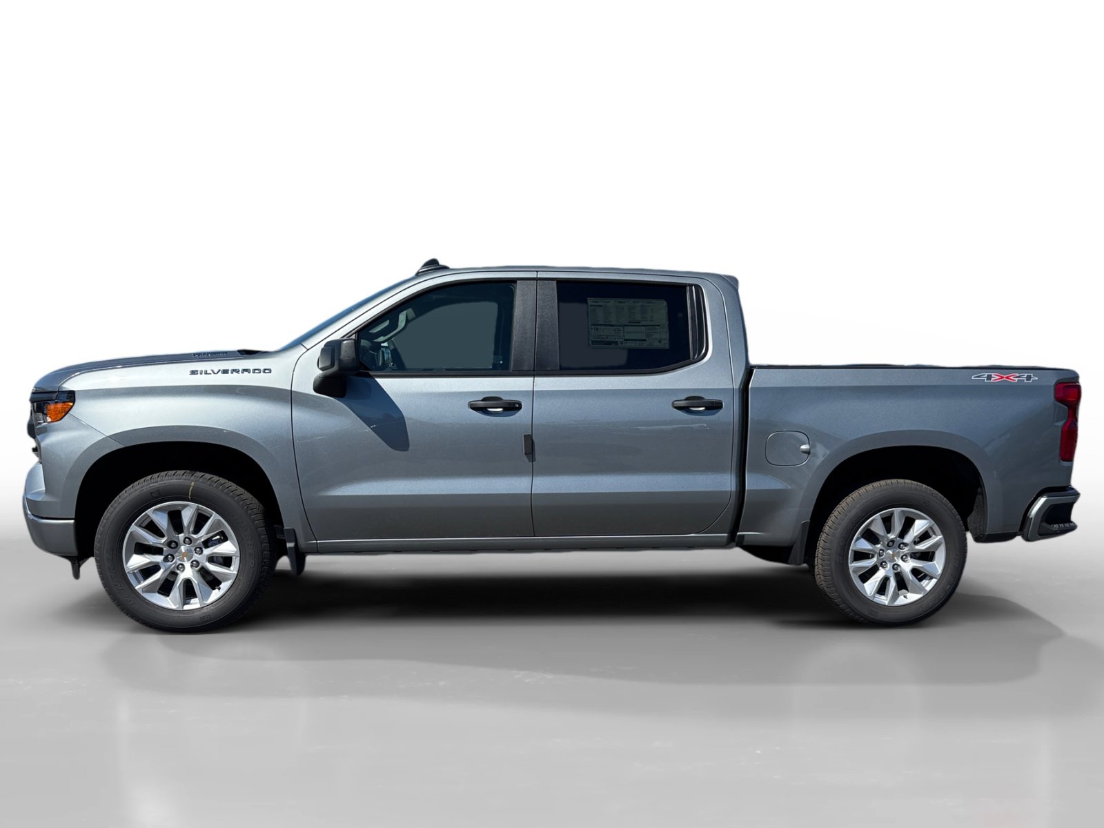 2026 Chevrolet Silverado Custom photo 2