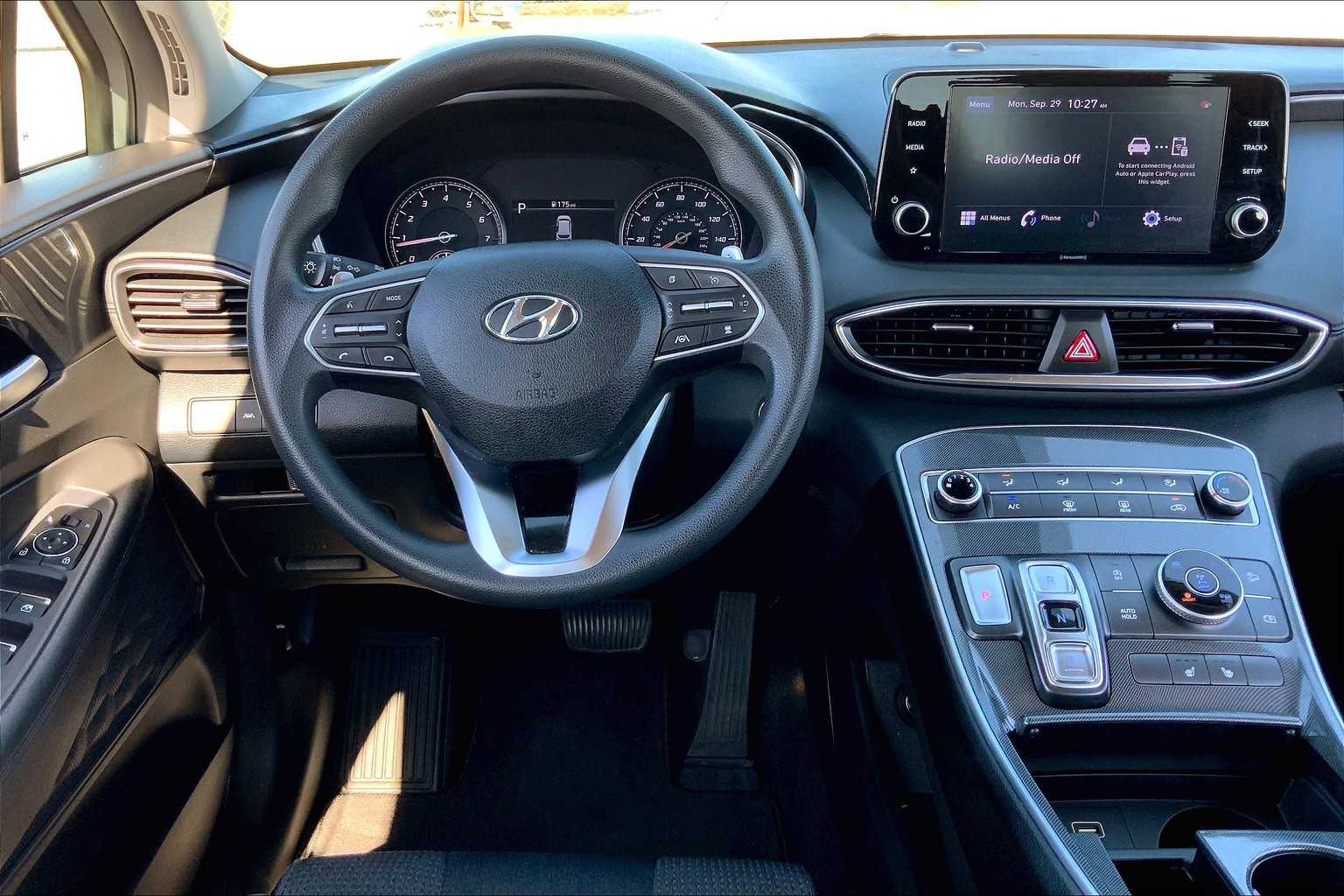 2022 Hyundai Santa Fe SEL photo 5