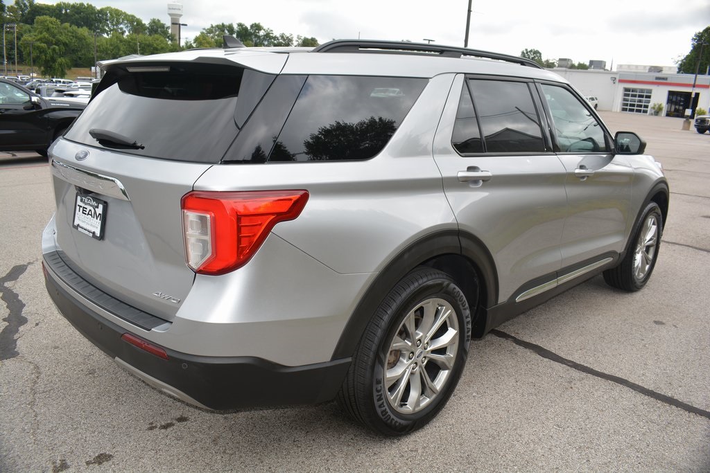 2021 Ford Explorer XLT photo 4