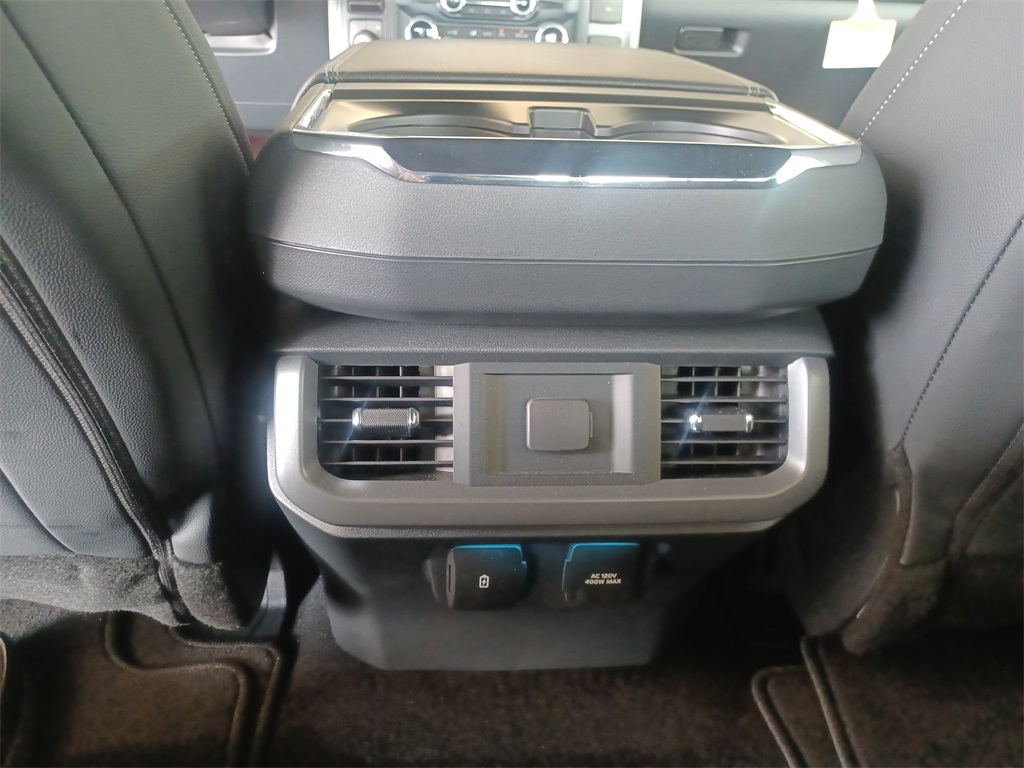 2025 Ford F-150 XLT photo 21