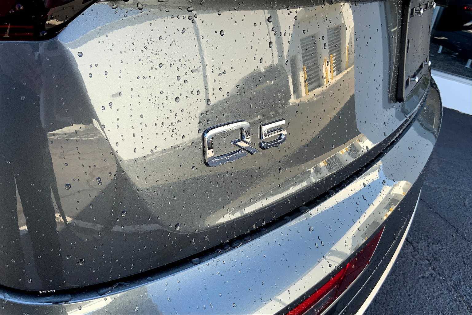 2024 Audi Q5 S line Premium Plus photo 9