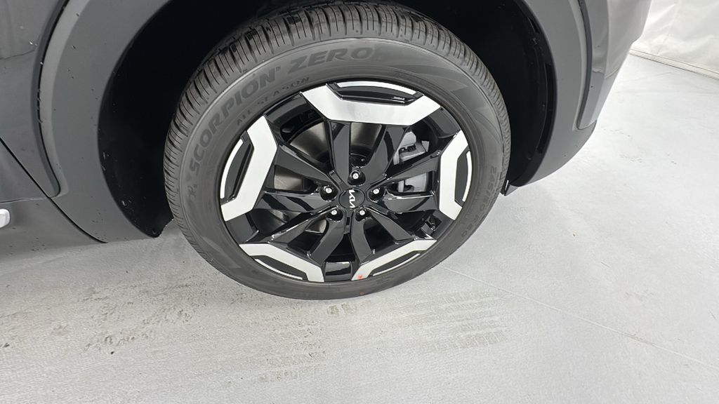 2025 Kia Telluride S photo 9