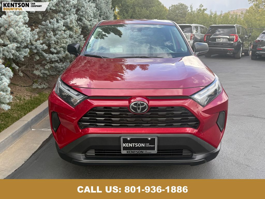2024 Toyota RAV4 LE photo 2
