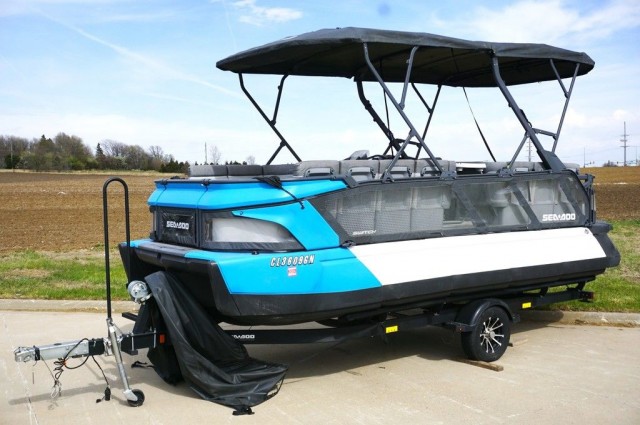 エド New 2025 Sea-Doo RXT-X 325 Ice Metal Manta Green in Sioux Falls