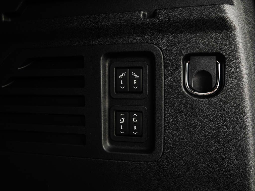 2026 Buick Enclave Preferred photo 6