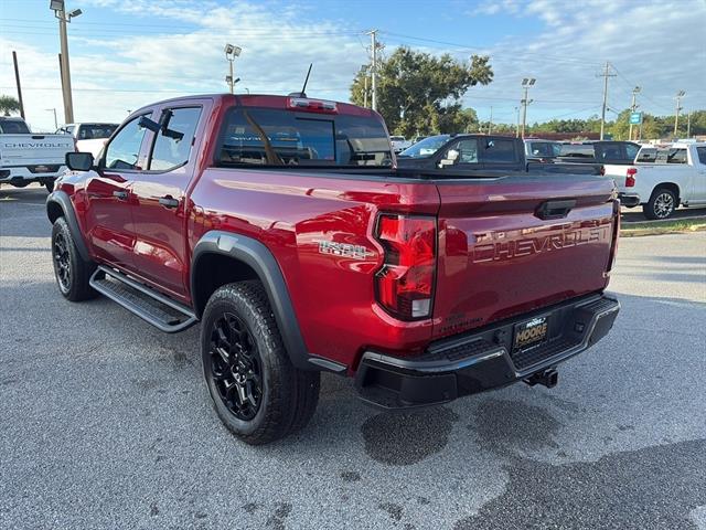 2026 Chevrolet Colorado Trail Boss photo 2