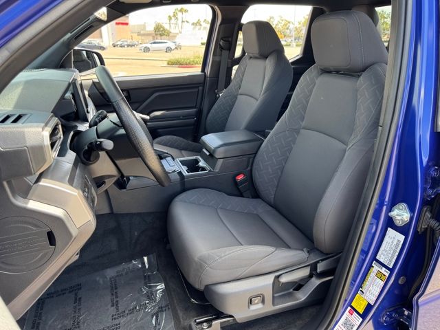 2024 Toyota Tacoma SR5 photo 4