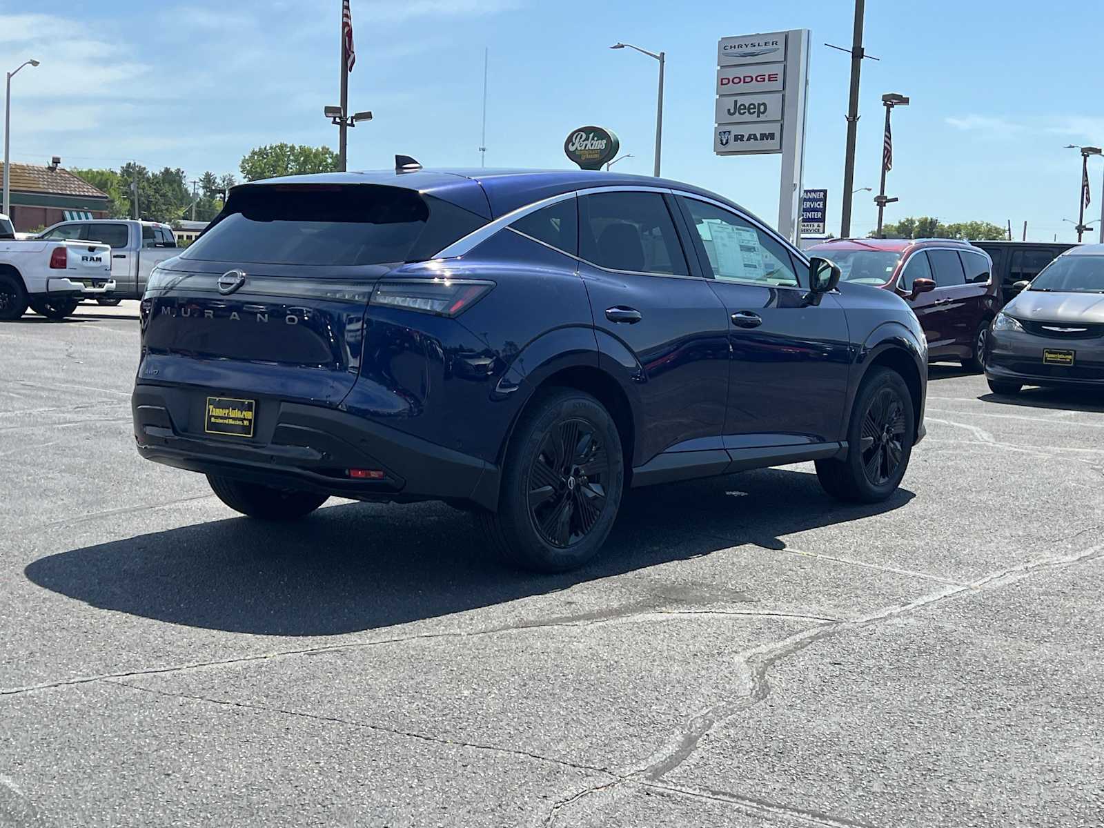 2025 Nissan Murano SV photo 4