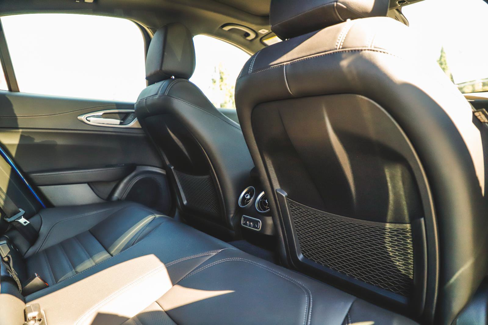 2025 Alfa Romeo Giulia Base photo 16