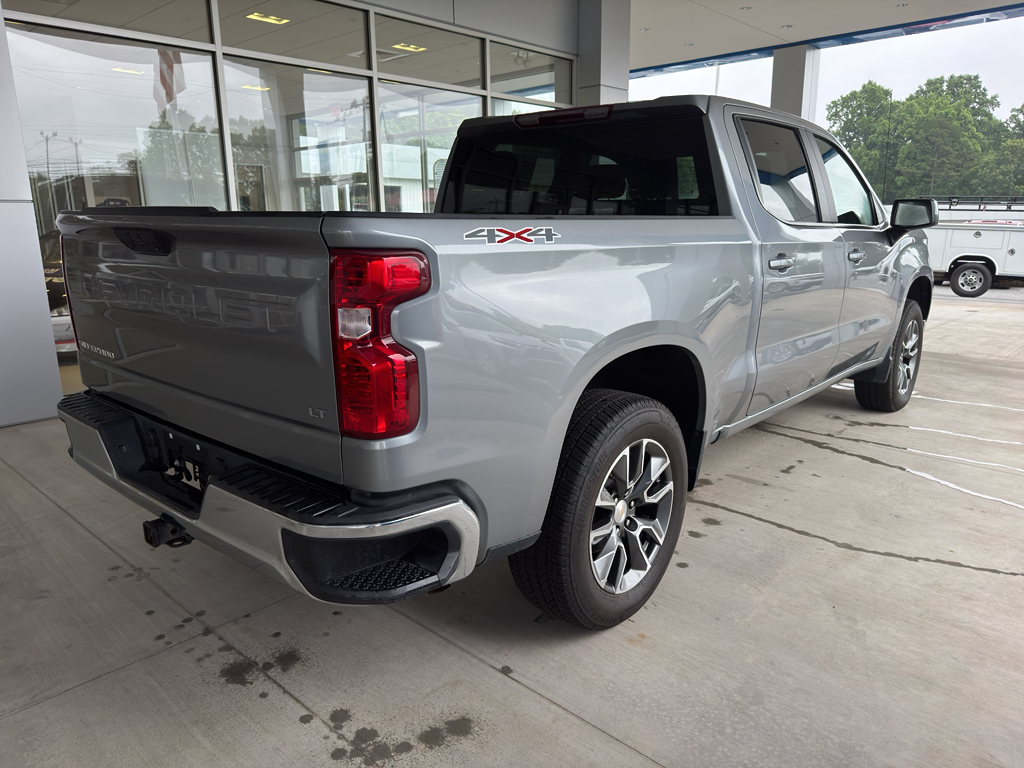 2023 Chevrolet Silverado 1500 LT photo 4