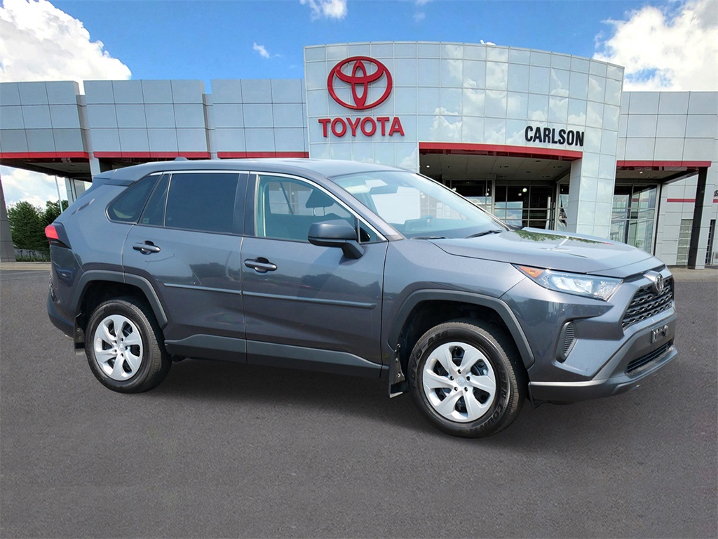 Used 2022 Toyota RAV4 LE with VIN 2T3F1RFVXNC317593 for sale in Minneapolis, Minnesota