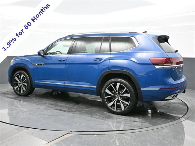 2025 Volkswagen Atlas SEL Premium R-Line photo 3