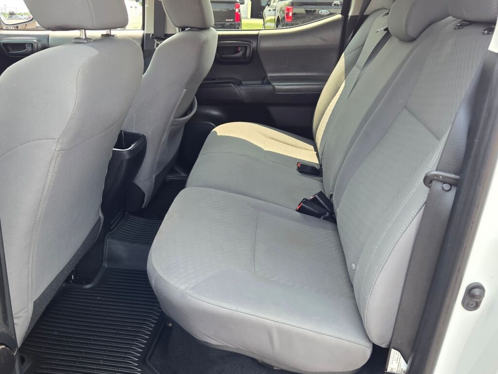 2020 Toyota Tacoma TRD Off-Road photo 16