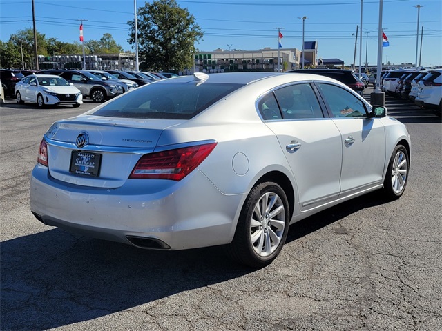 2016 Buick LaCrosse Leather photo 4