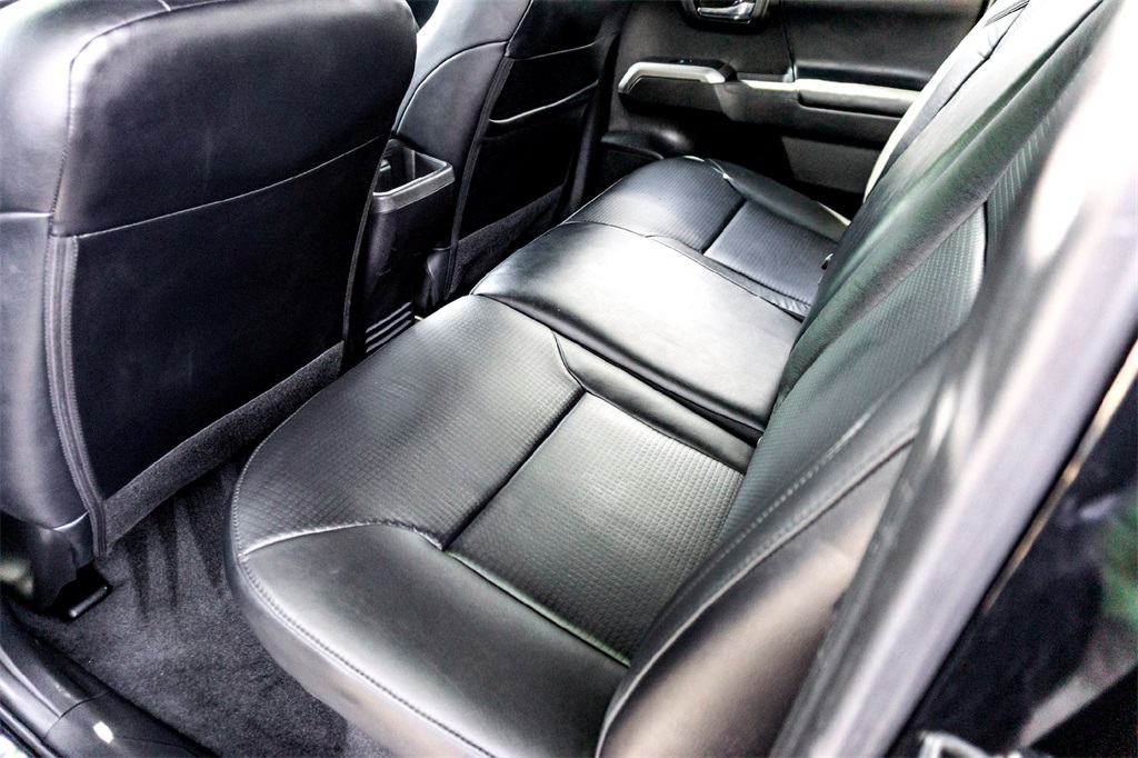 2023 Toyota Tacoma Limited photo 25