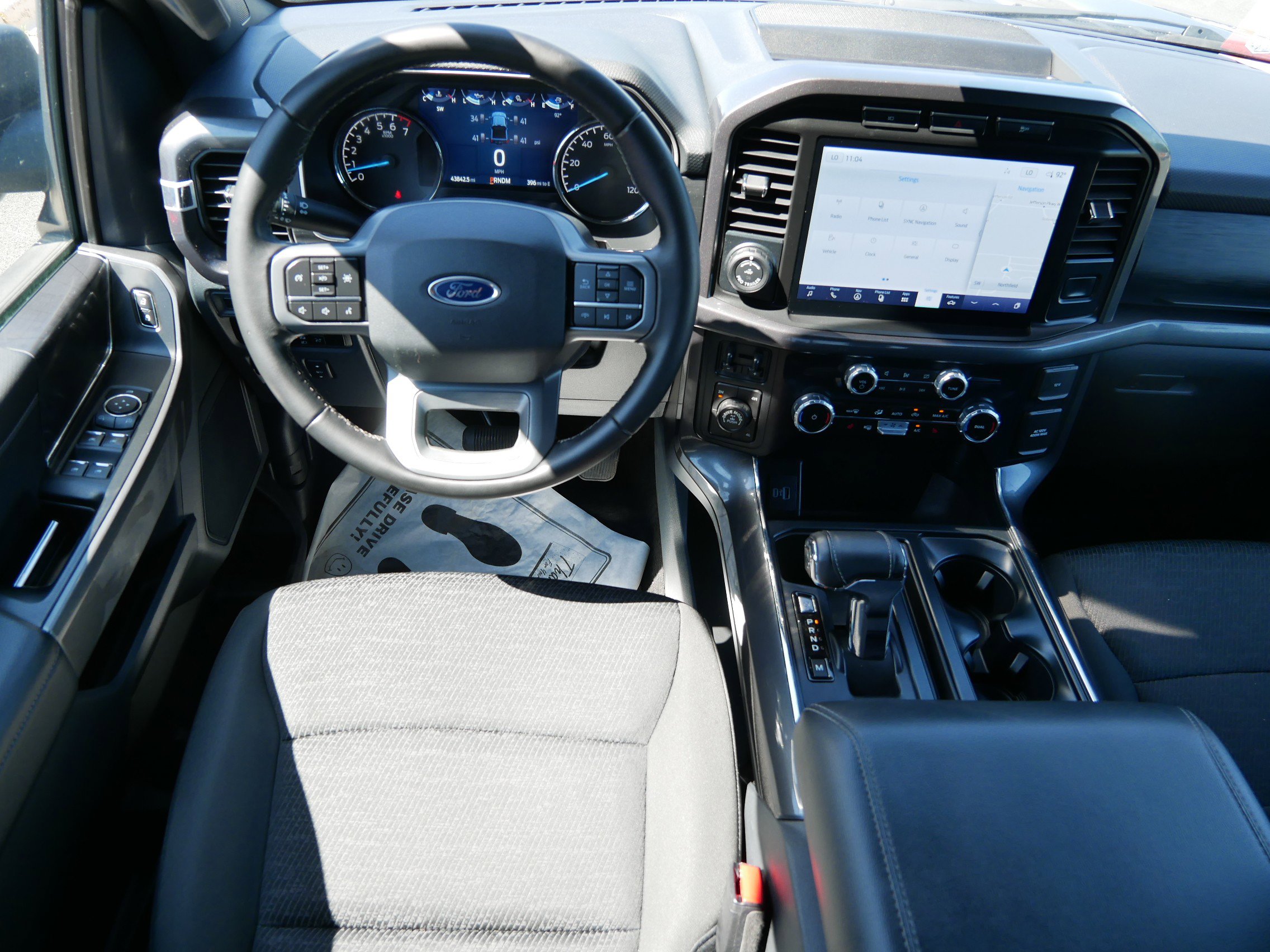 2023 Ford F-150 XLT photo 13