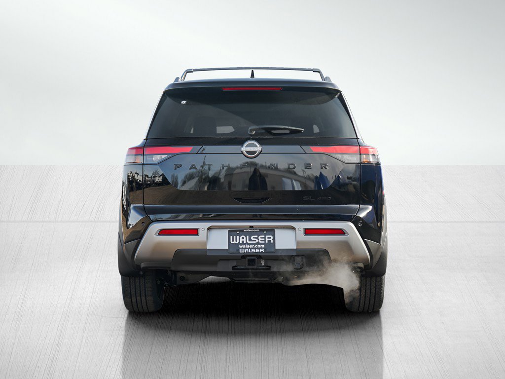 2025 Nissan Pathfinder SL photo 4