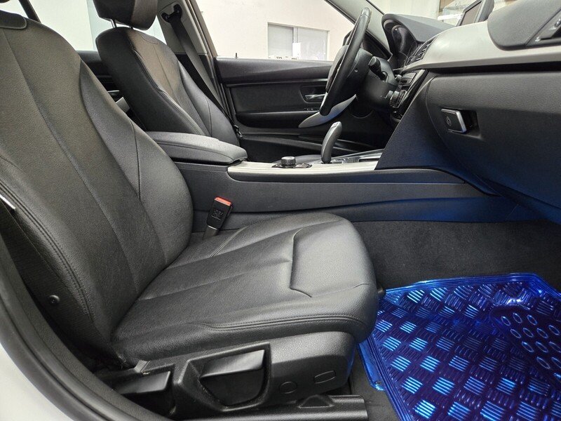 2018 Bmw 320i Sedan photo 11