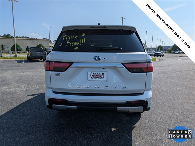 2023 Toyota Sequoia Capstone photo 3