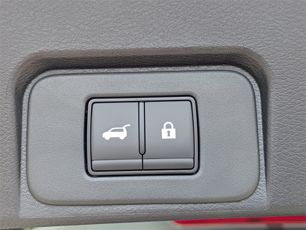 2026 Nissan Rogue SV photo 14