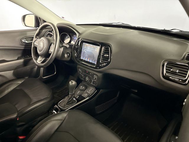 2017 Jeep Compass Limited photo 39