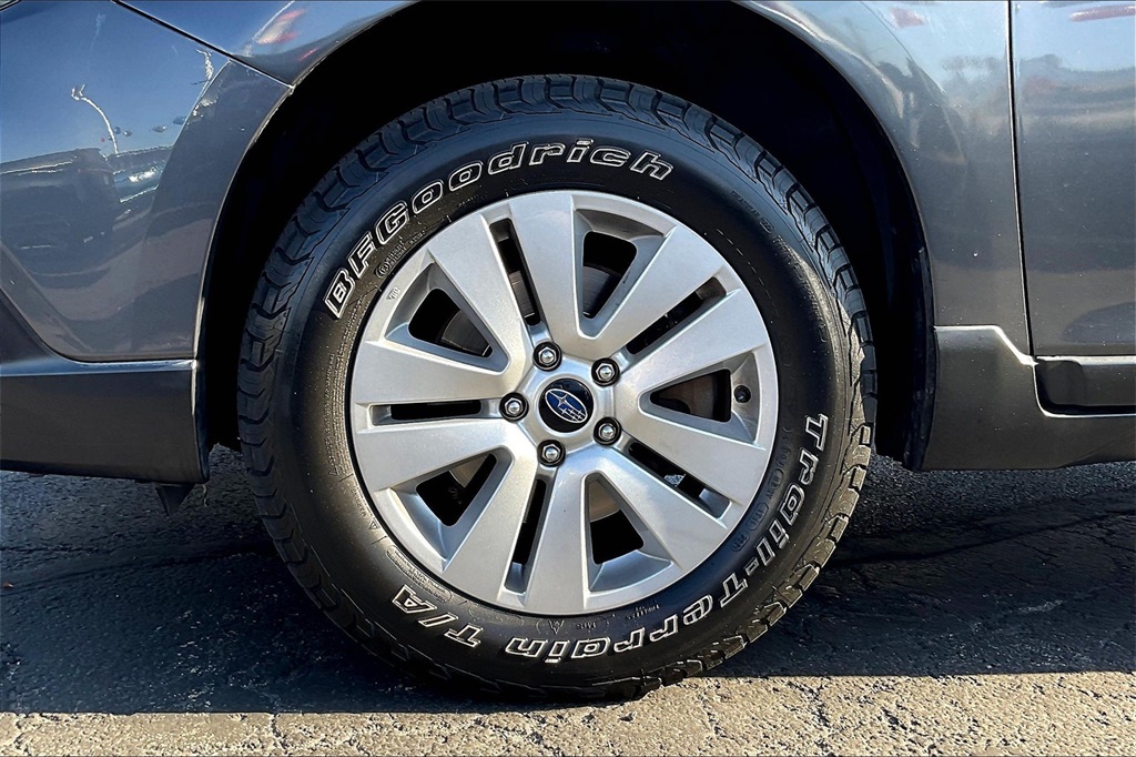 2019 SUBARU OUTBACK - Image 7