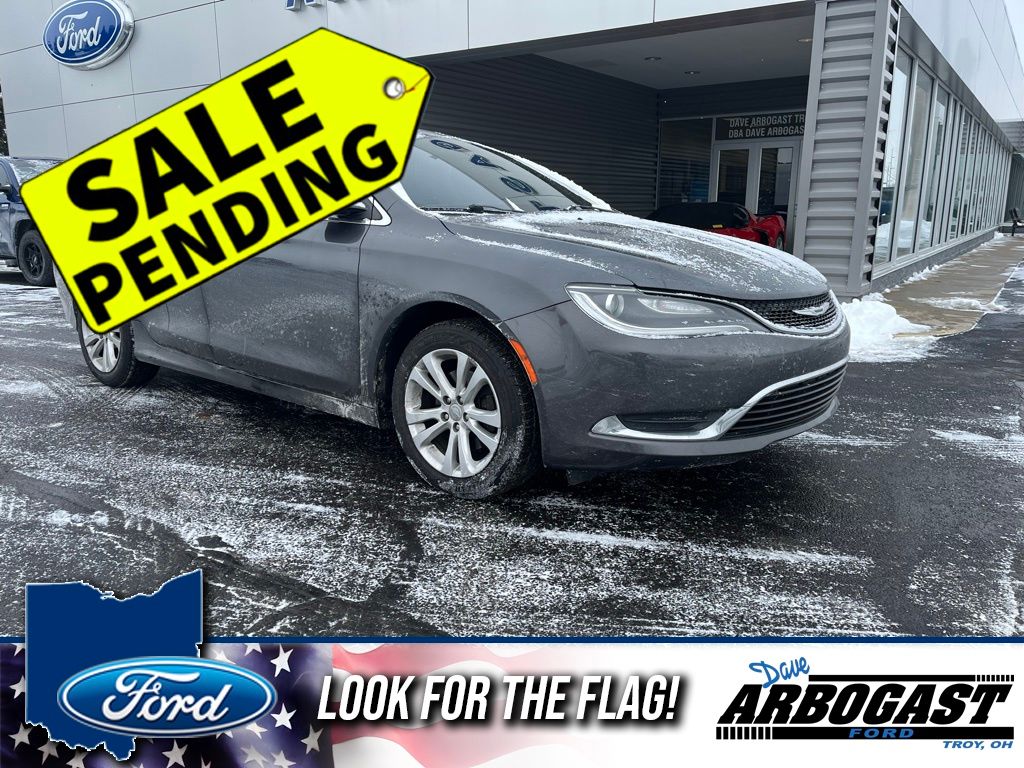 2016 Chrysler 200 Limited