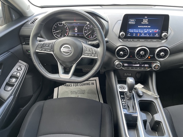 2023 Nissan Sentra SV photo 12