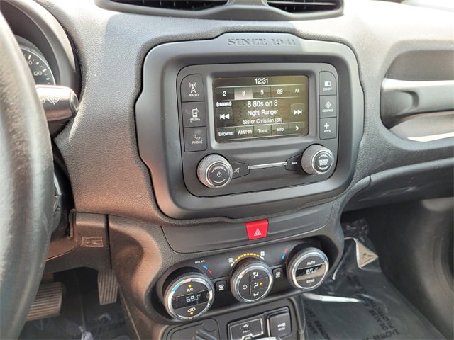 2017 Jeep Renegade Latitude North Edition photo 22